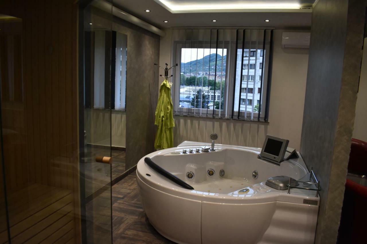 De Lux Apartment Maki Banja Luka Exteriör bild