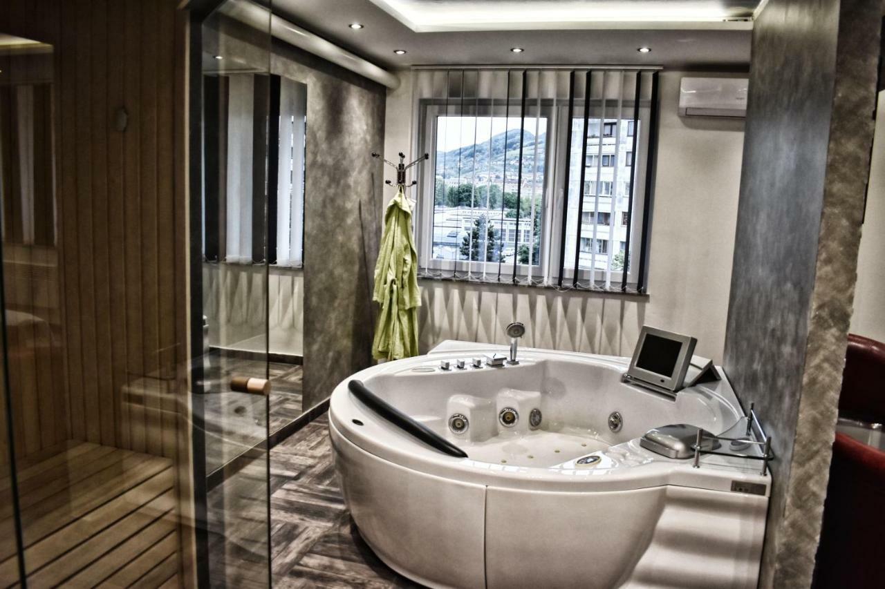 De Lux Apartment Maki Banja Luka Exteriör bild